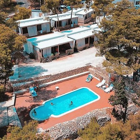 Boutique Camping Bunja Supetar Dış mekan fotoğraf