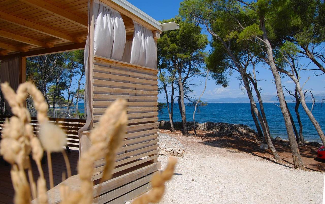 Boutique Camping Bunja Supetar Dış mekan fotoğraf