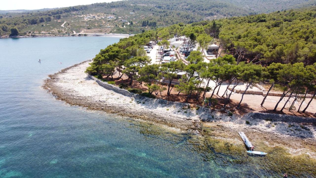Boutique Camping Bunja Supetar Dış mekan fotoğraf