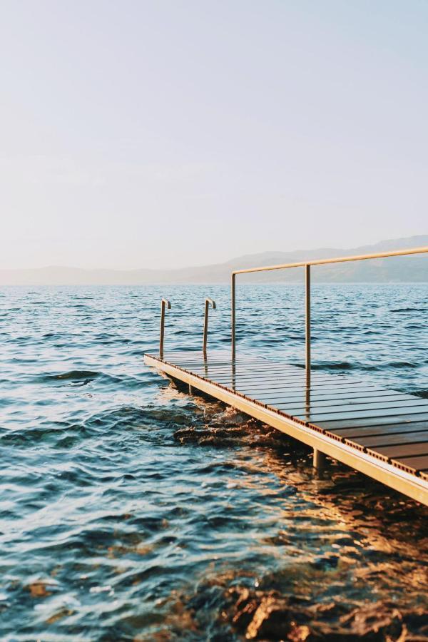 Boutique Camping Bunja Supetar Dış mekan fotoğraf