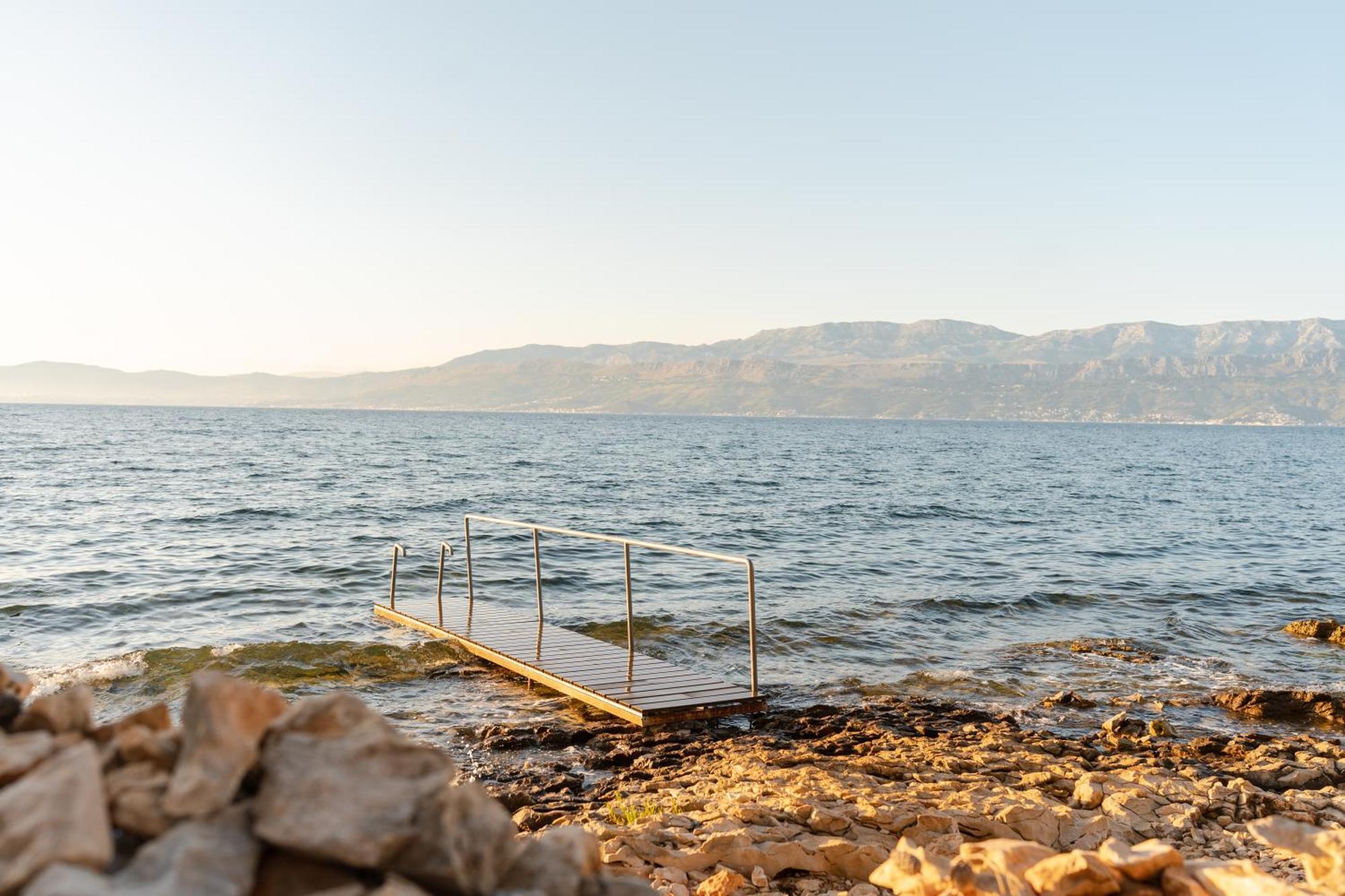 Boutique Camping Bunja Supetar Dış mekan fotoğraf